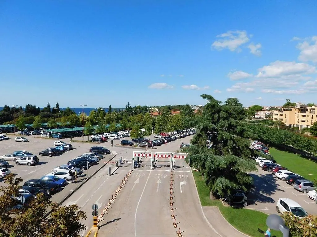 Studio Apartment Sofia - Quiet Oasis In The Heart Of Poreč
